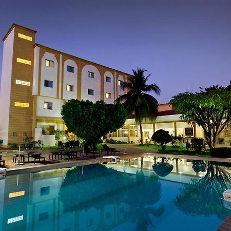 Dunia Hotel Bamako Bagian luar foto