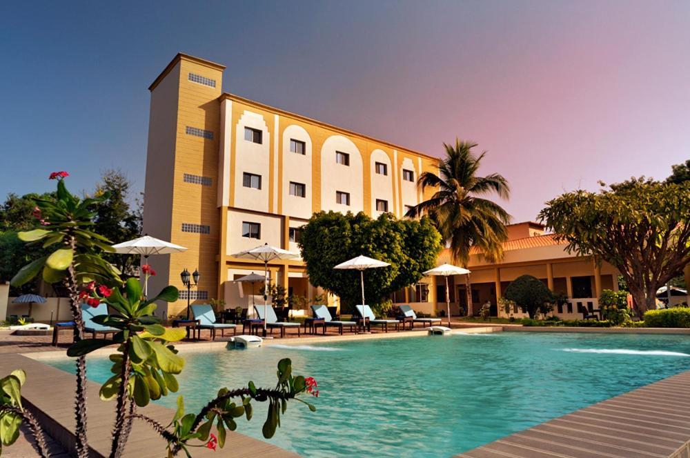 Dunia Hotel Bamako Bagian luar foto
