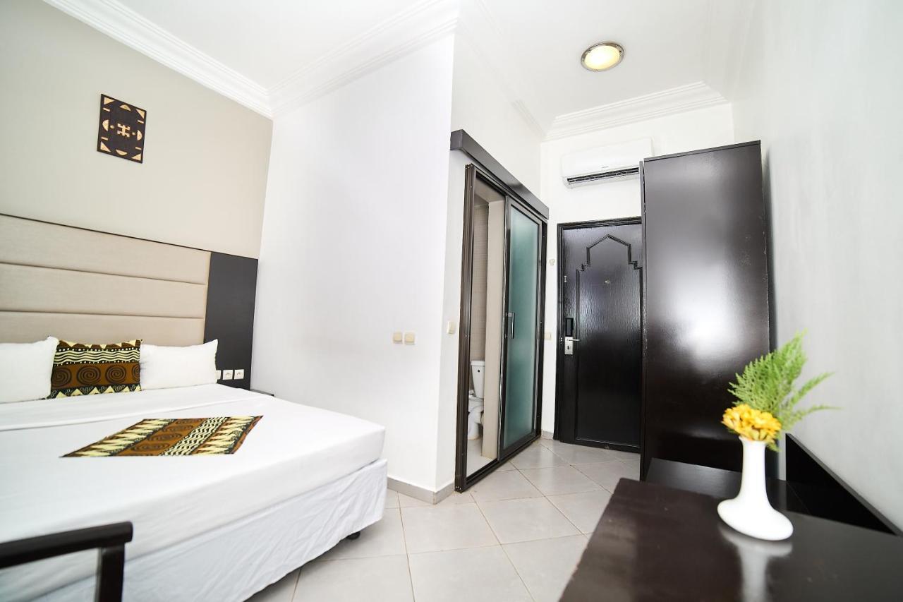 Dunia Hotel Bamako Bagian luar foto